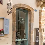 Charme Il Dito E La Luna Caltagirone