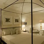 Charme Il Dito E La Luna Bed & Breakfast 2*